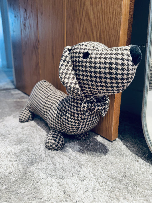 Brown Houndstooth Dachshund Doorstop