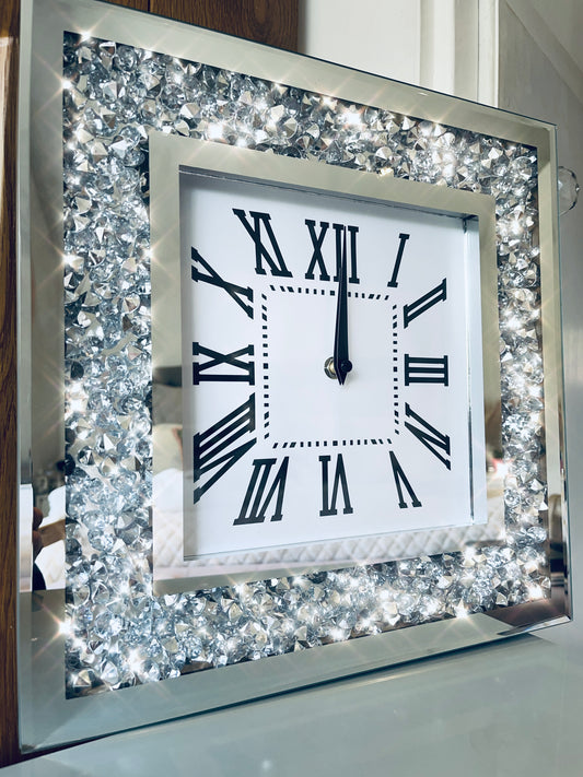 Mirrored Crystal Glitz Vintage Clock