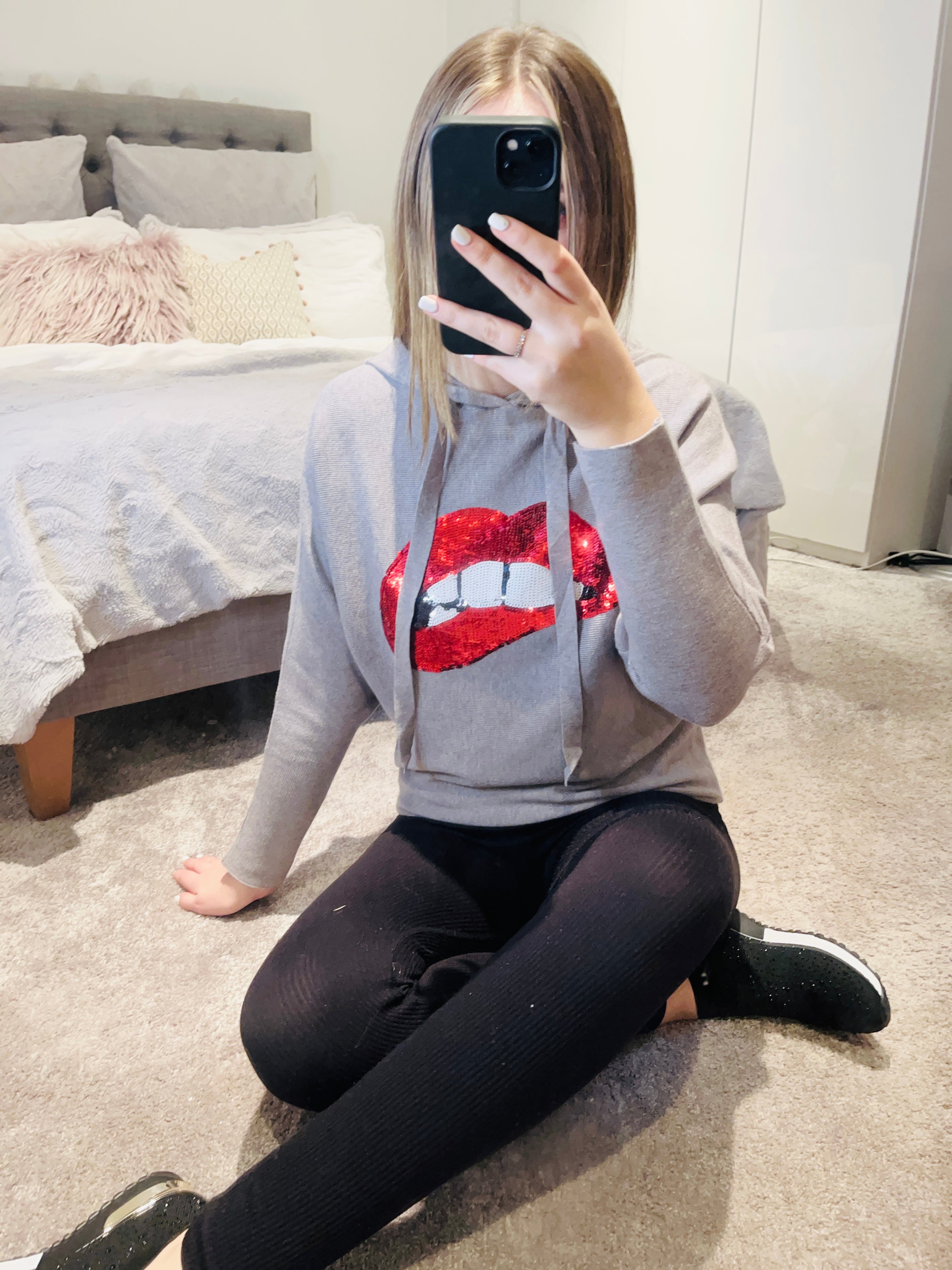 Sequin lips hoodie sale