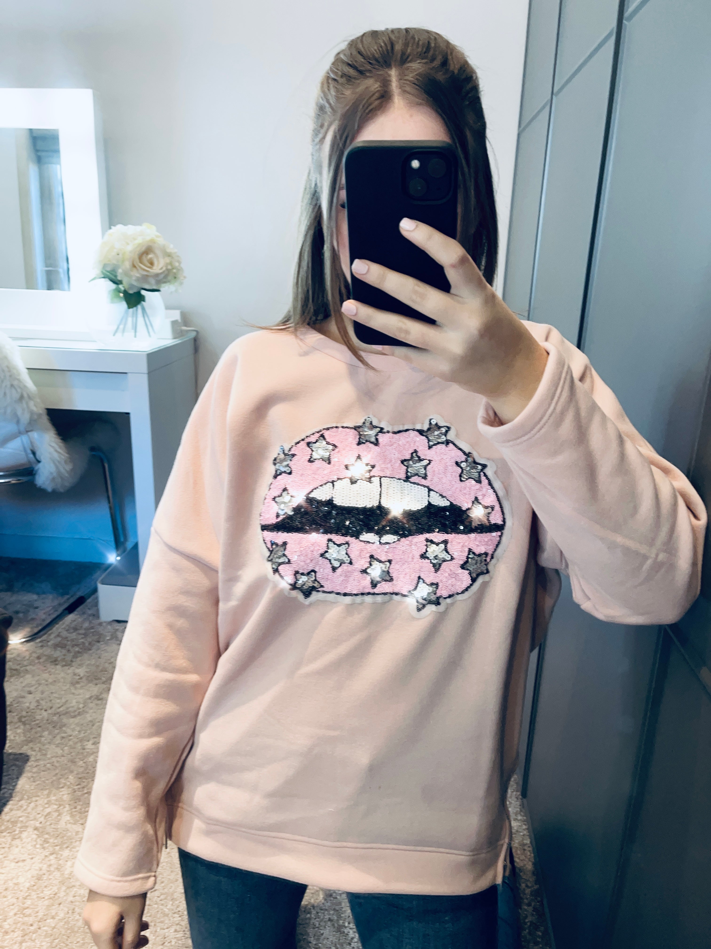 Sequin Star Lips Sweatshirt Pink moo coco